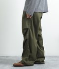 Knee Tuck Pants