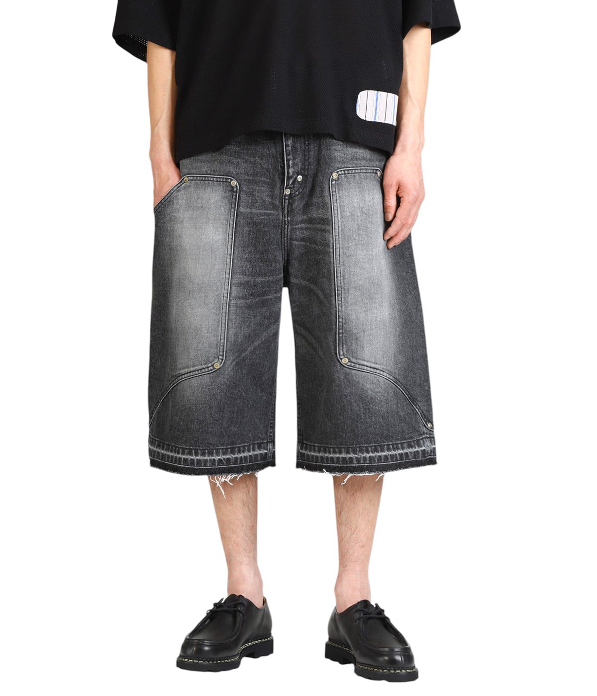 model（175cm / 60kg）B85 W75 H92 着用サイズ：2