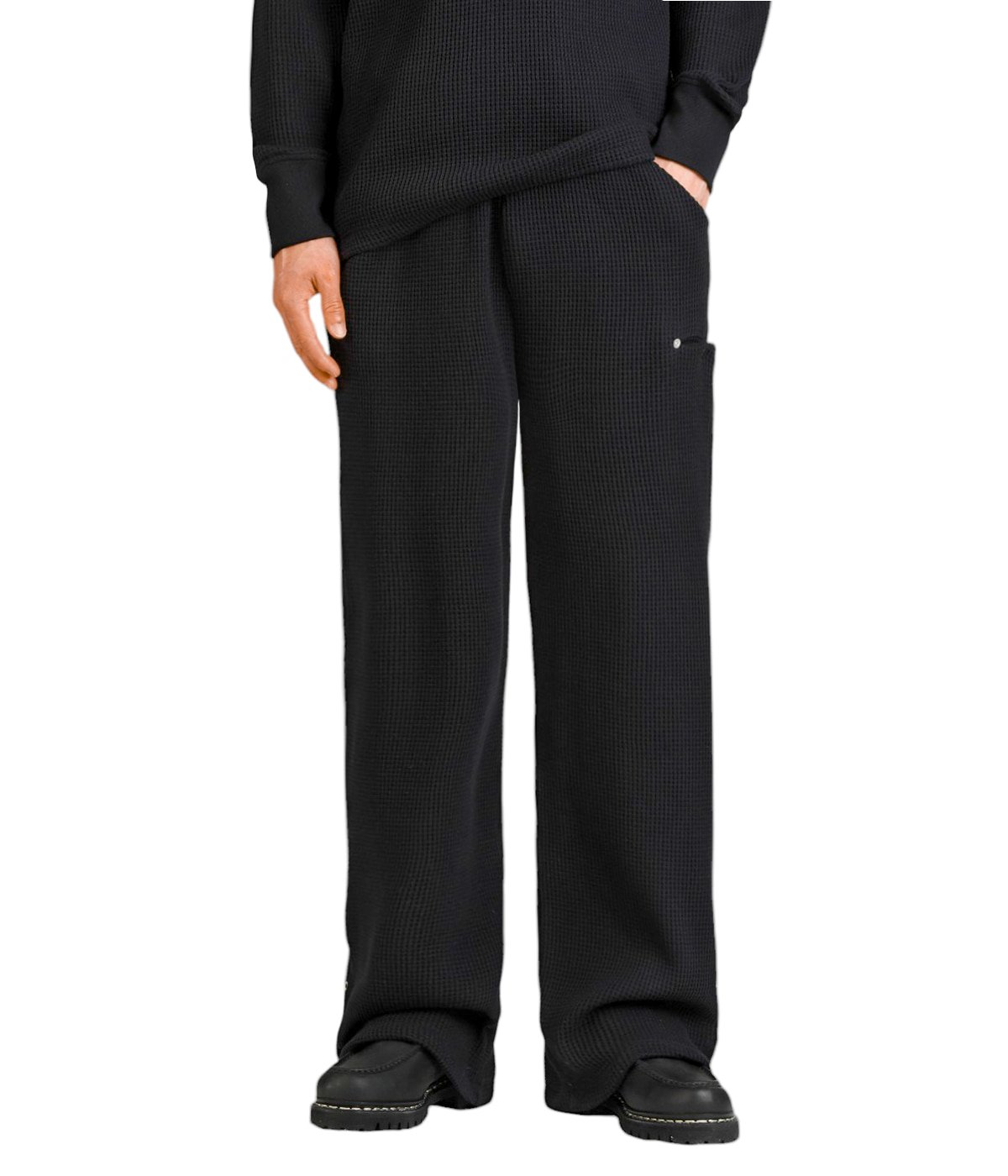 model（175cm / 60kg）B85 W75 H92 着用サイズ：2