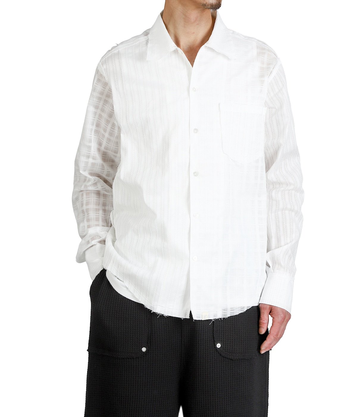 model（175cm / 60kg）B85 W75 H92 着用サイズ：2