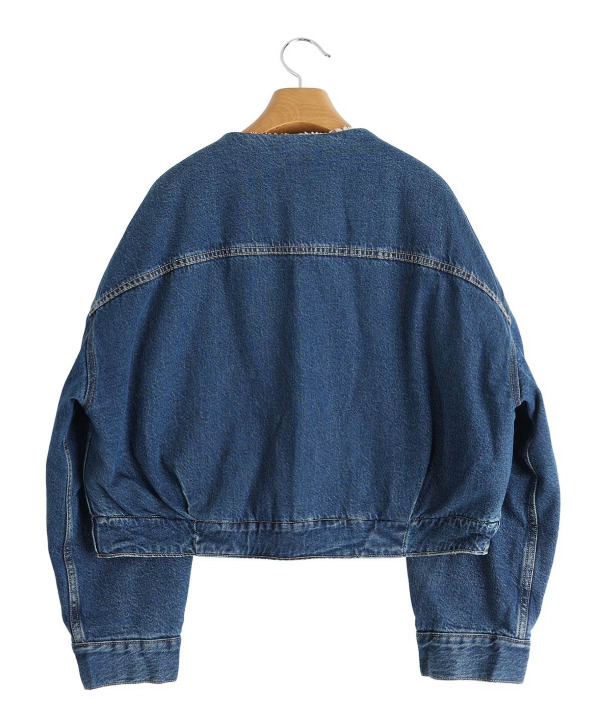 レディース】COLLARLESS CROP SHERPA TRUCKER | LEVI'S(リーバイス