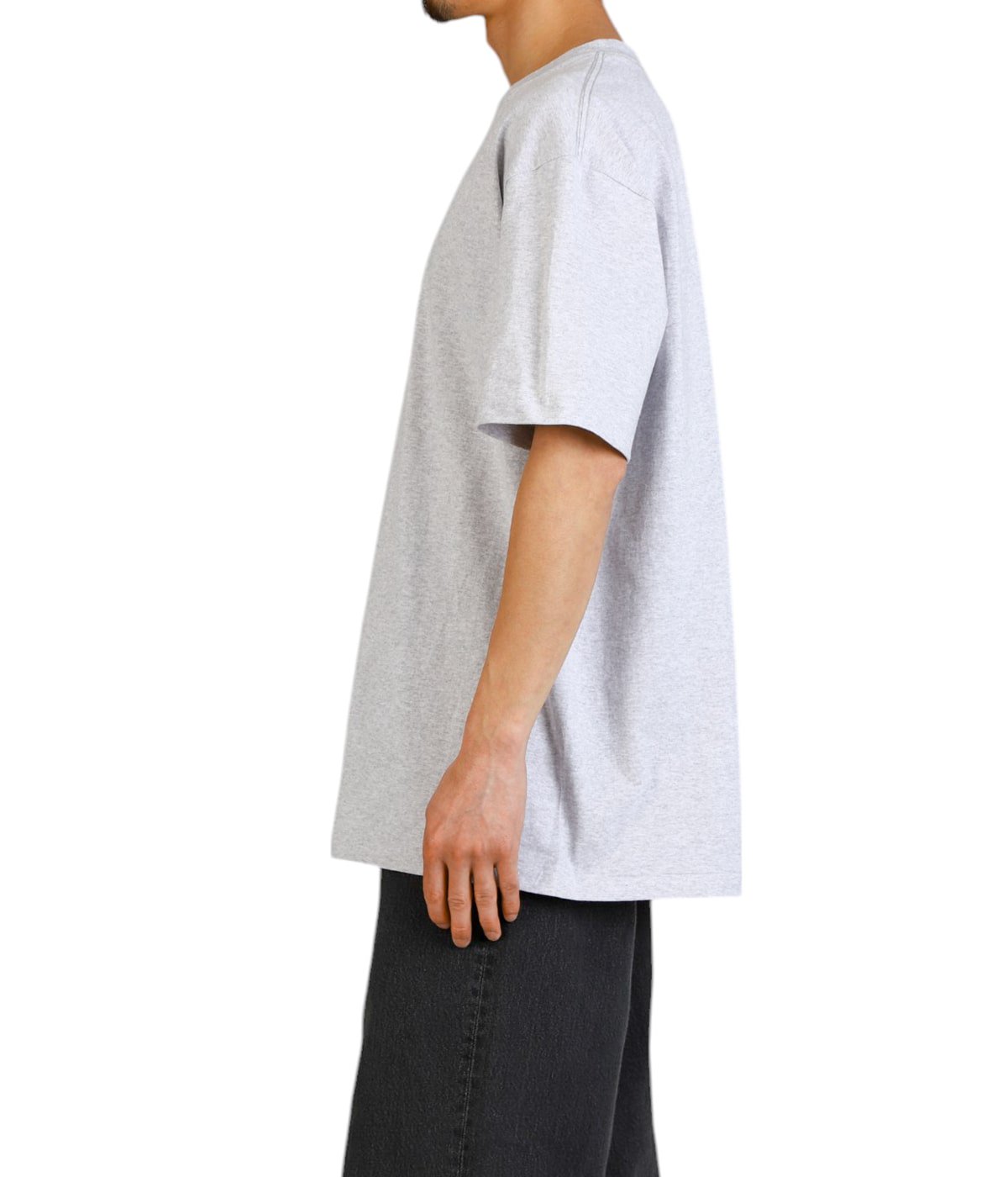 model（175cm / 60kg）B85 W75 H92 着用サイズ：3(L)
