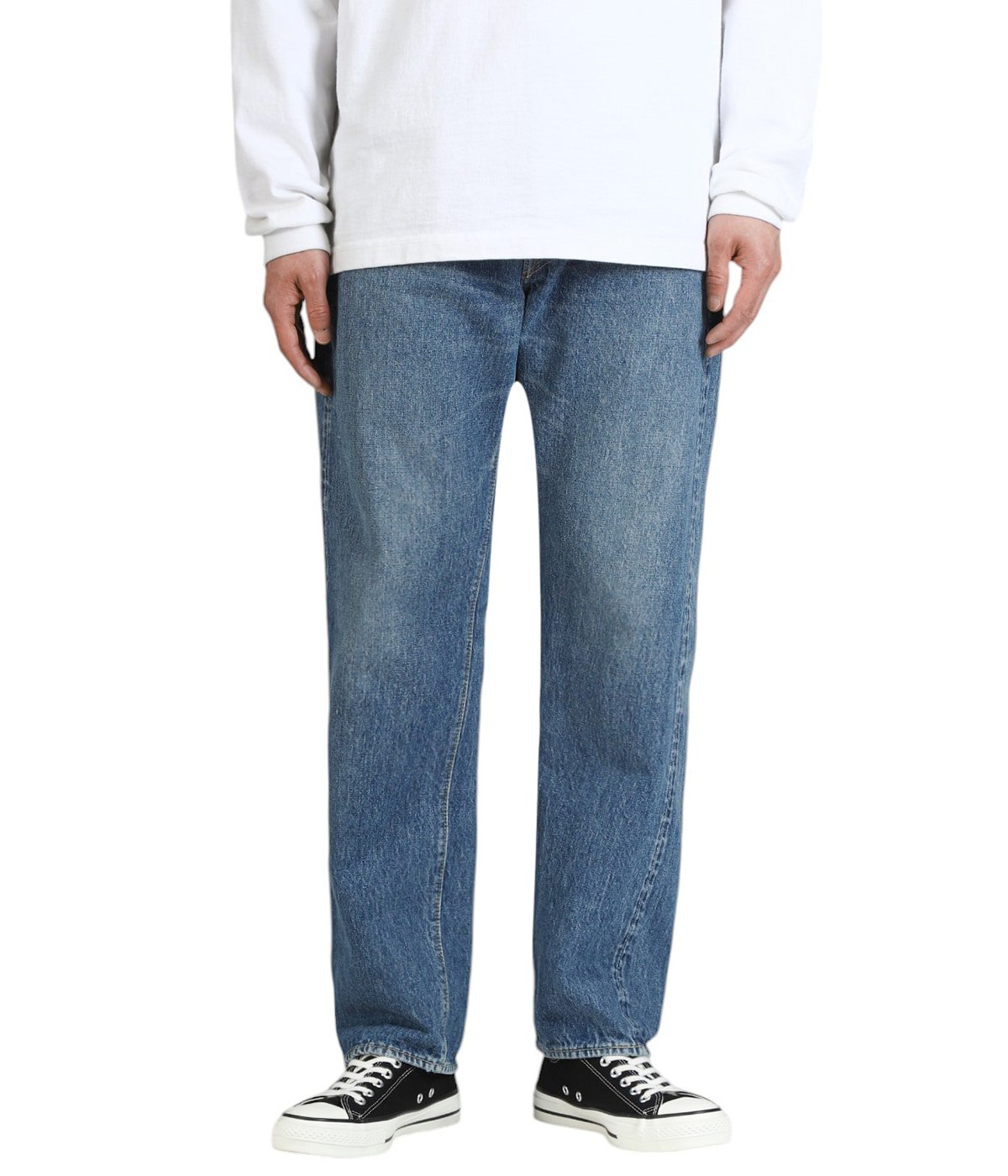 model（175cm / 60kg）B85 W75 H92 着用サイズ：3(L)