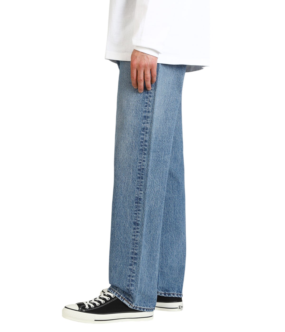 model（175cm / 60kg）B85 W75 H92 着用サイズ：3(L)