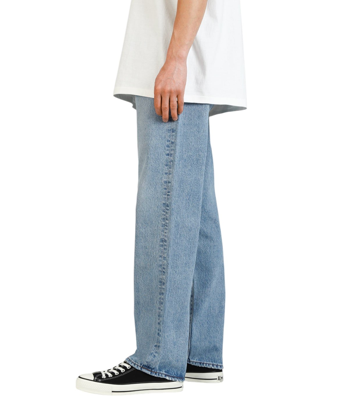 model（175cm / 60kg）B85 W75 H92 着用サイズ：3(L)