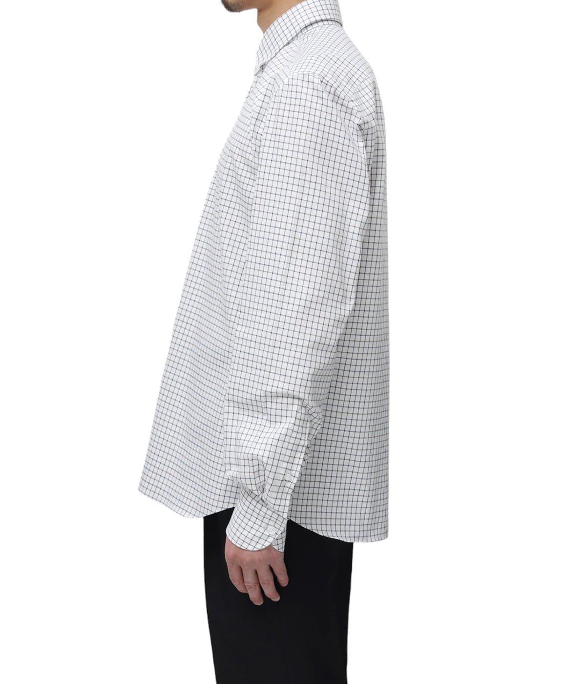 model（175cm / 60kg）B85 W75 H92 着用サイズ：39