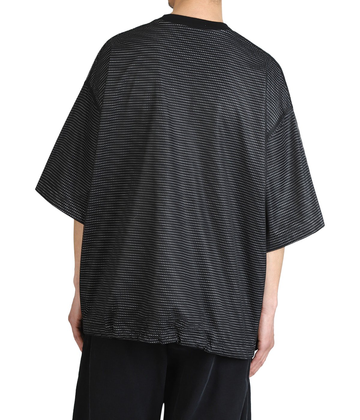model（175cm / 60kg）B85 W75 H92 着用サイズ：M