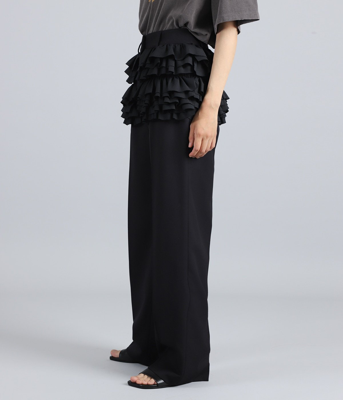 レディース】FRILLED SLACKS | CLANE(クラネ) / パンツ スラックス