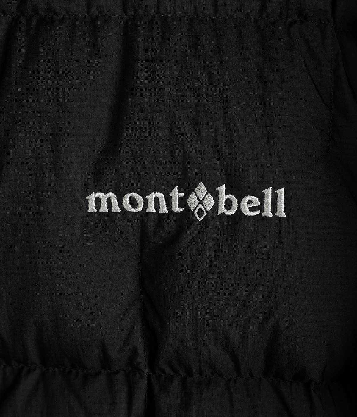 ネージュダウン パーカ Men's | mont-bell(モンベル) / アウター