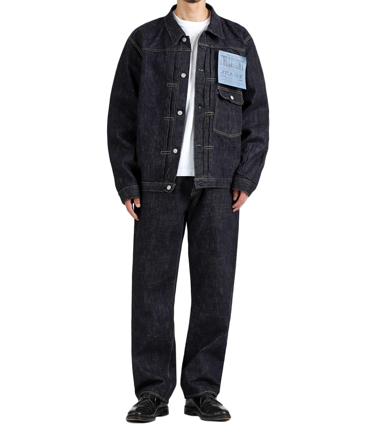 TOPS：Type1 Denim Jacket Heavy Ozを着用