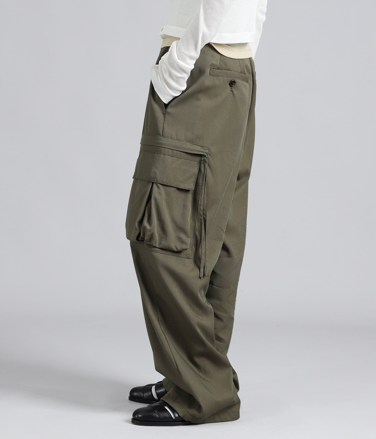 model（162cm） 着用サイズ：1