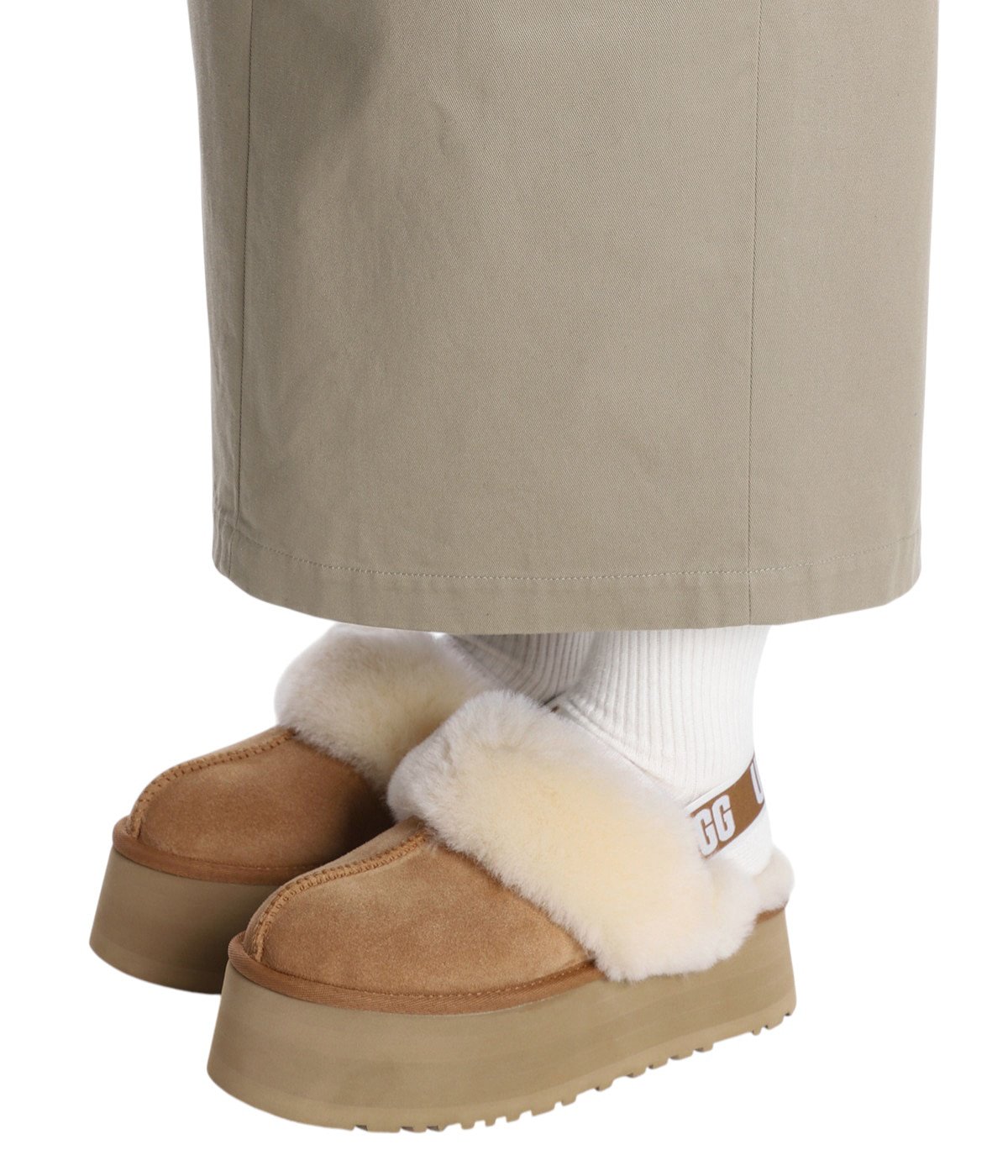 新品タグ付きUGG レディース モッズコート S UGG (アグ) 裏ボア プルオーバー パーカー Sharonn Bonded