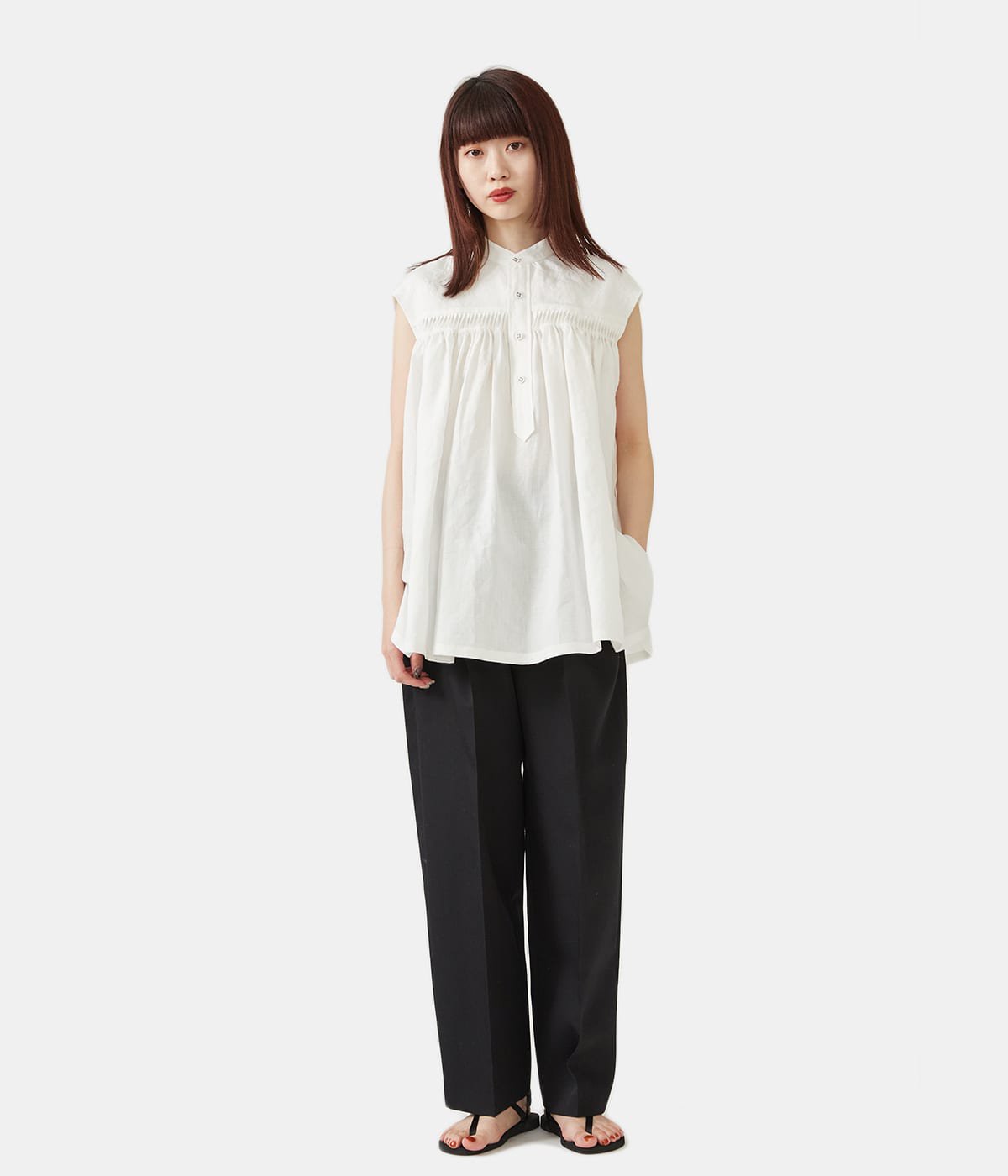 レディース】Linen Tucked Sleeveless Shirt | Scye(サイ ベーシックス 