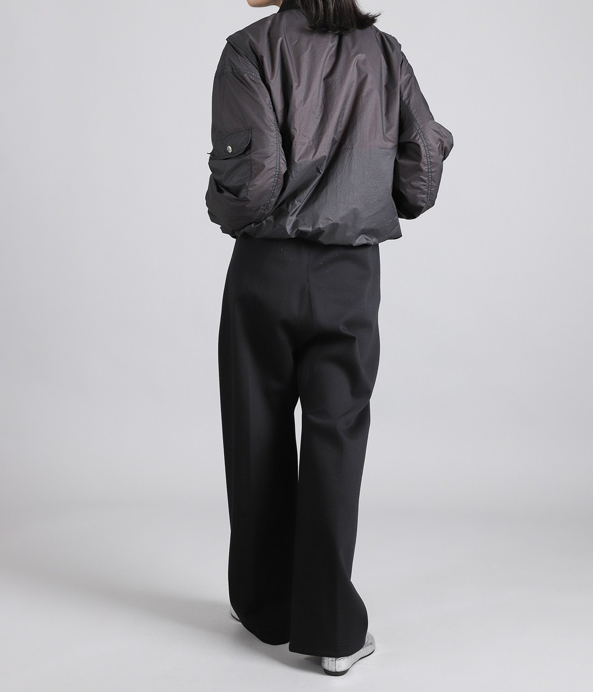model（162cm） 着用サイズ：36