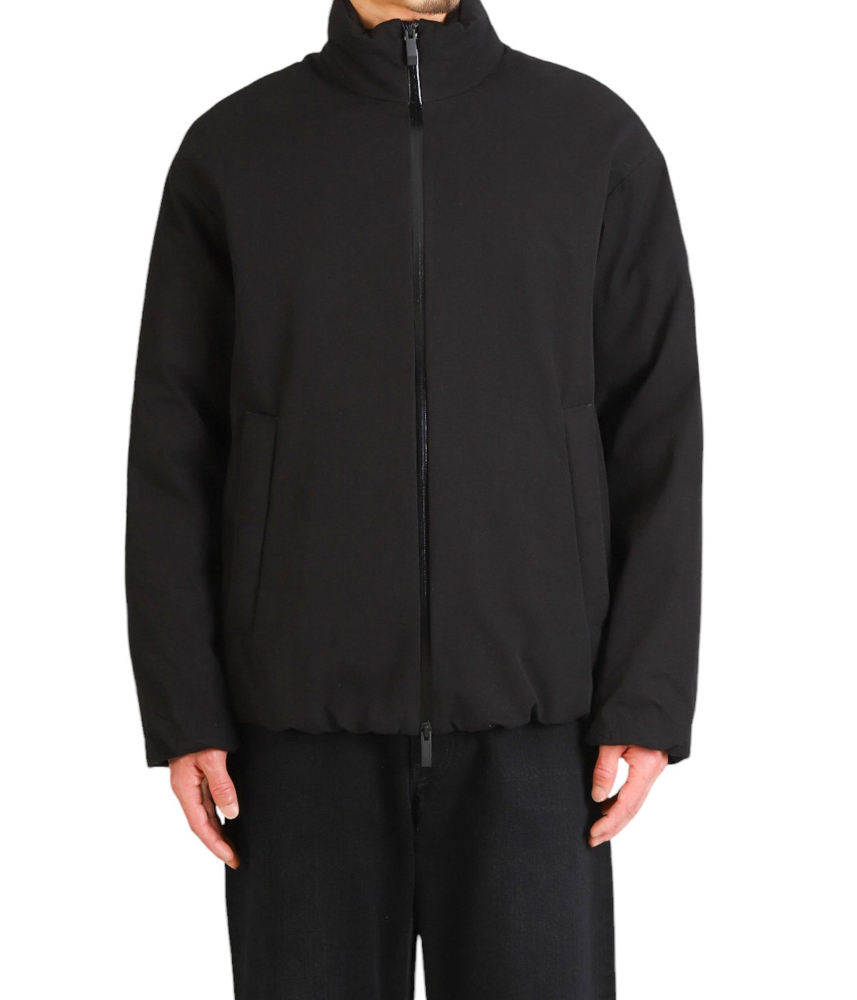 model（175cm / 60kg）B85 W75 H92 着用サイズ：1