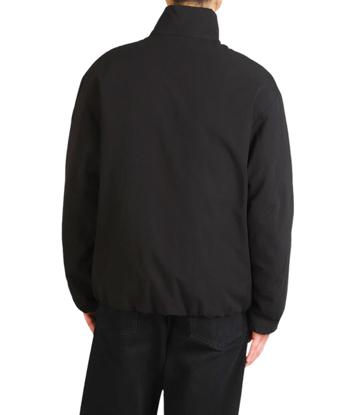 model（175cm / 60kg）B85 W75 H92 着用サイズ：1