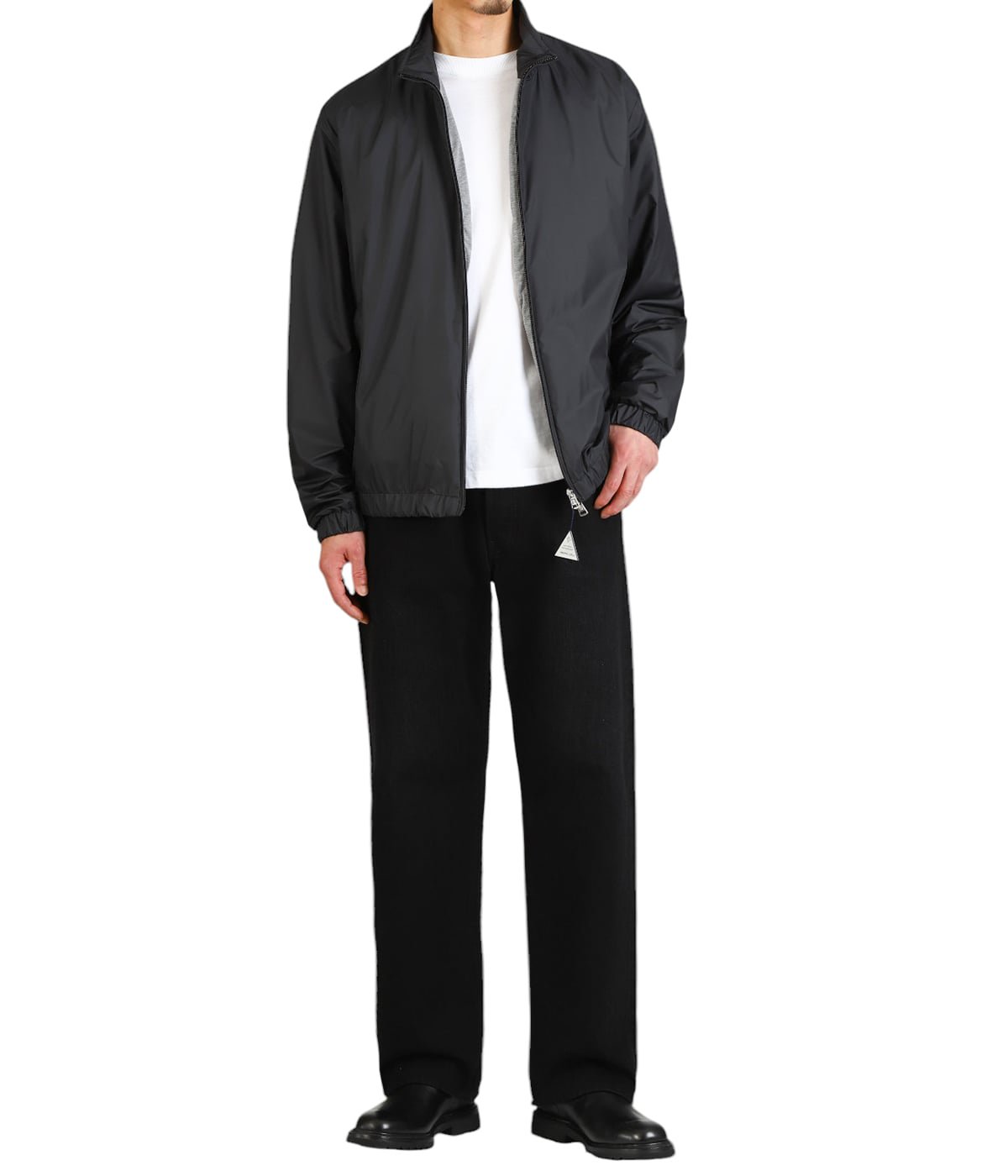 model（175cm / 60kg）B85 W75 H92 着用サイズ：2