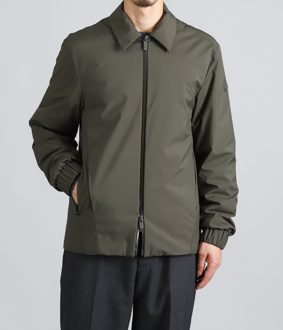 model（175cm / 60kg）B85 W75 H92 着用サイズ：1