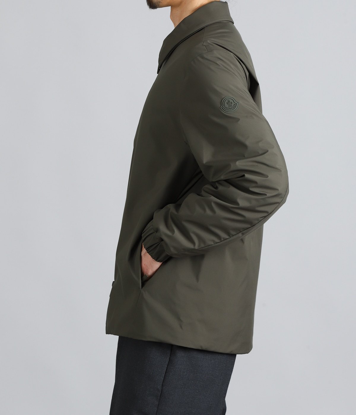 model（175cm / 60kg）B85 W75 H92 着用サイズ：1