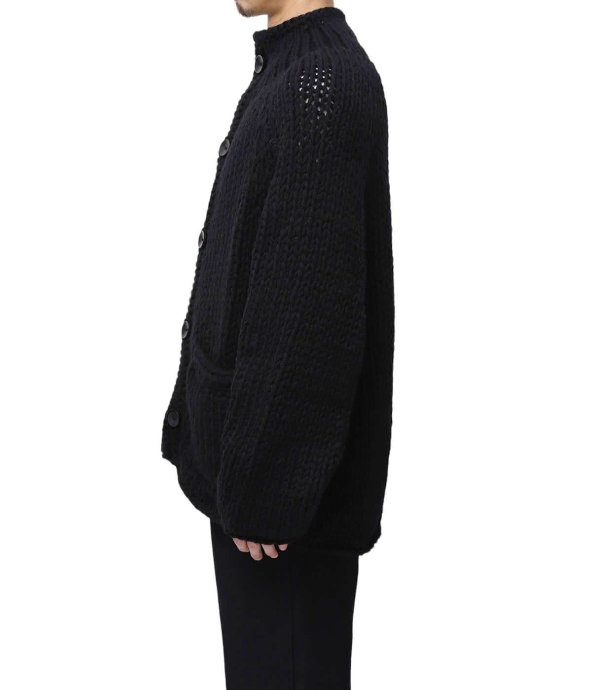 model（175cm / 60kg）B85 W75 H92 着用サイズ：S