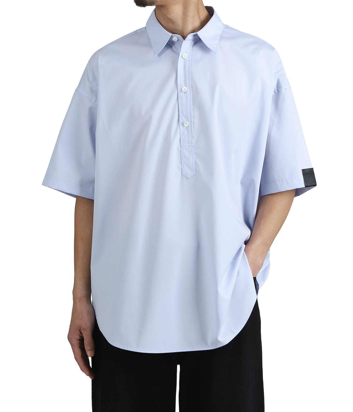 model(175cm / 60kg)B85 W75 H92 着用サイズ：38
