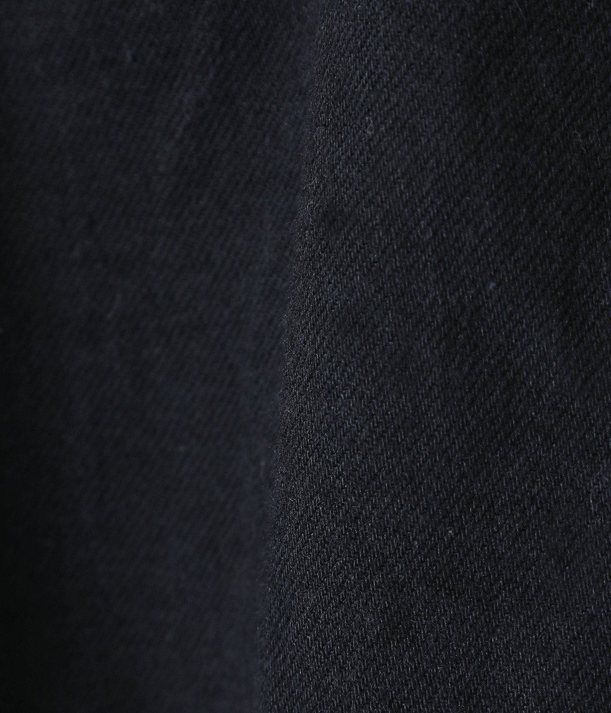 RECYCLED WASTE SUVIN COTTON YARN 11oz. DENIM PLEATED BLOUSE