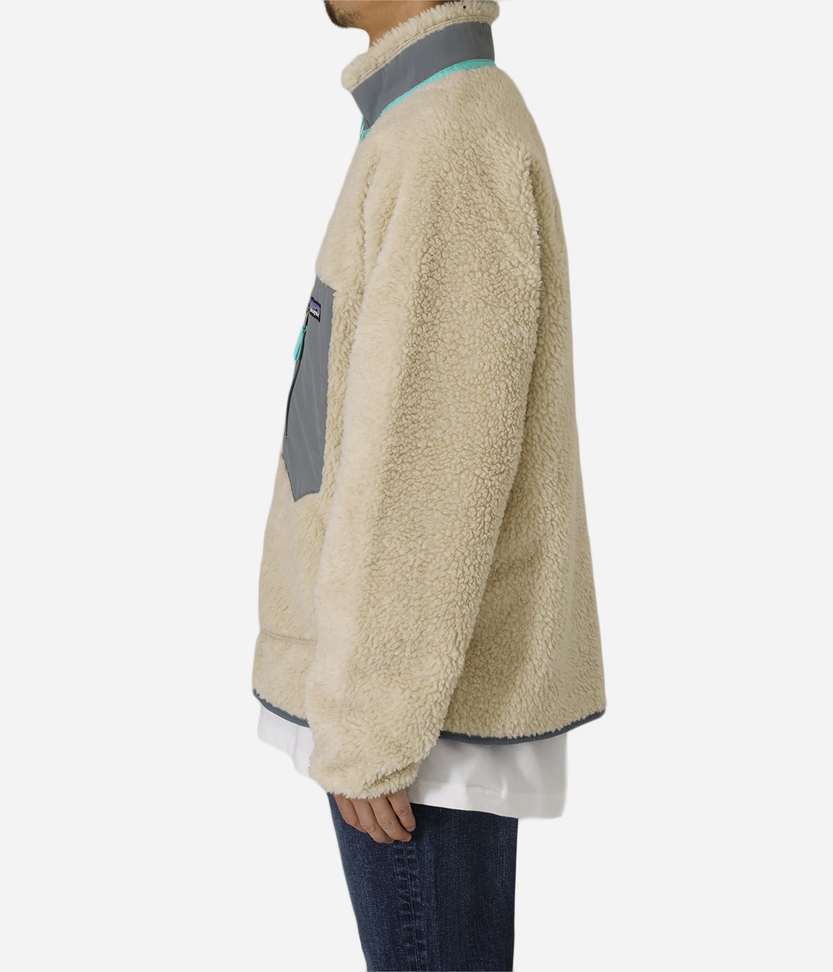 model（175cm / 60kg）B85 W75 H92 着用サイズ：L