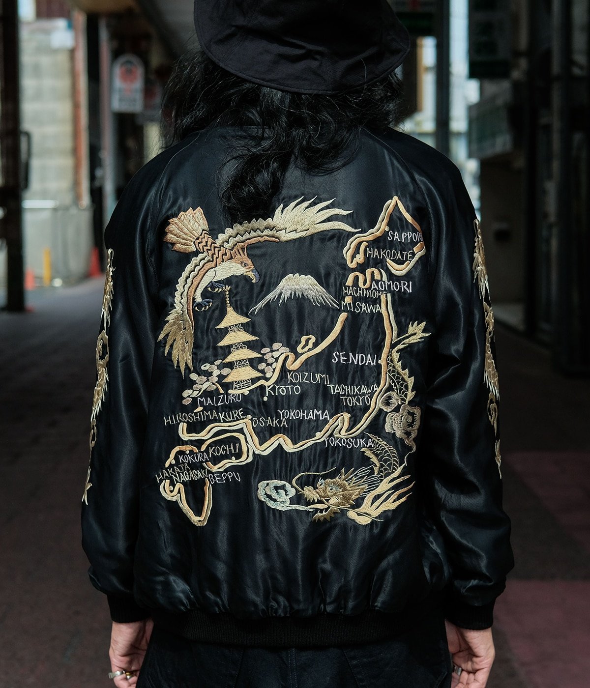 The gold SOUVENIR JACKET スカジャン ARK別注 ゴールド ジャケット