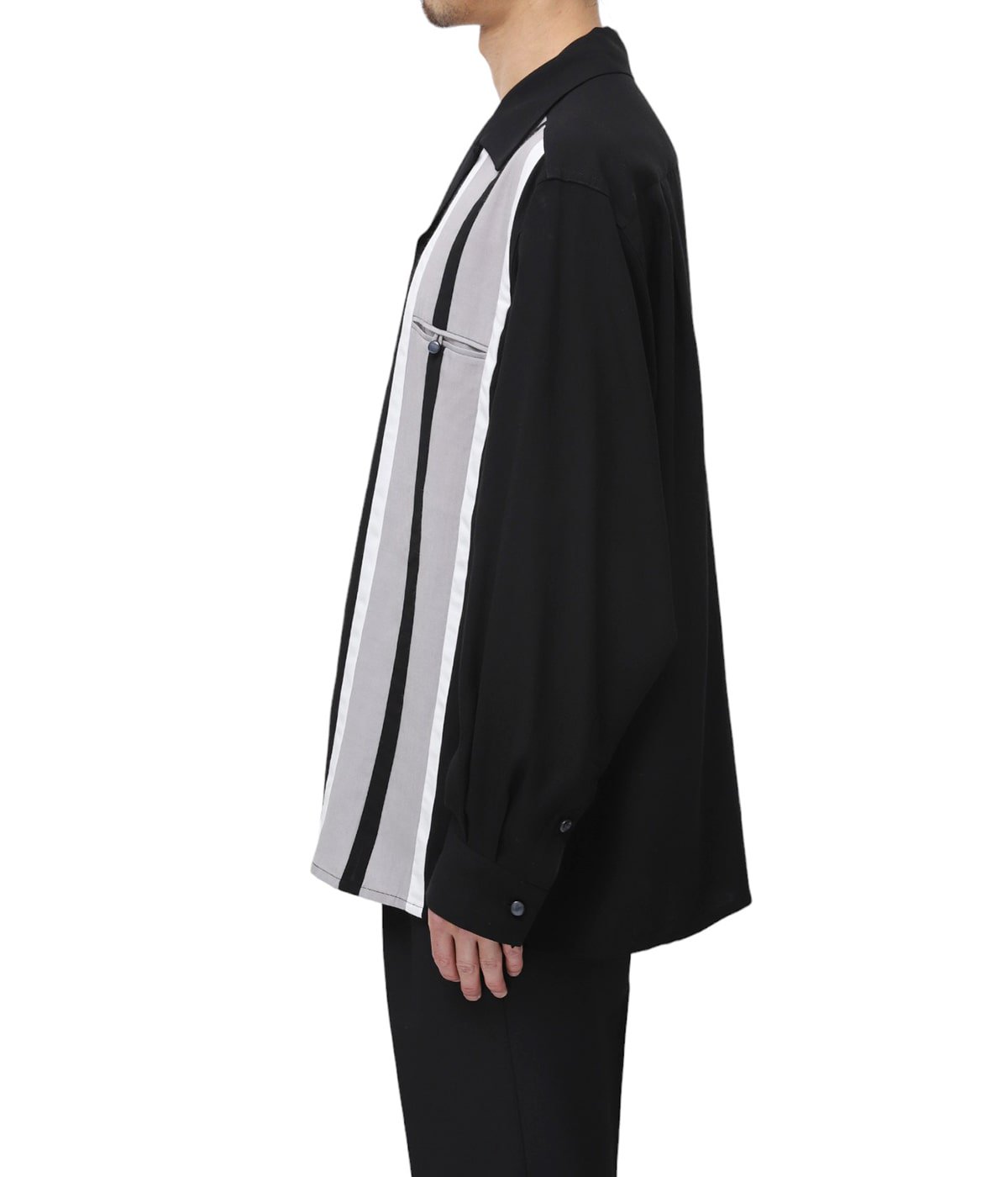 model（175cm / 60kg）B85 W75 H92 着用サイズ：M