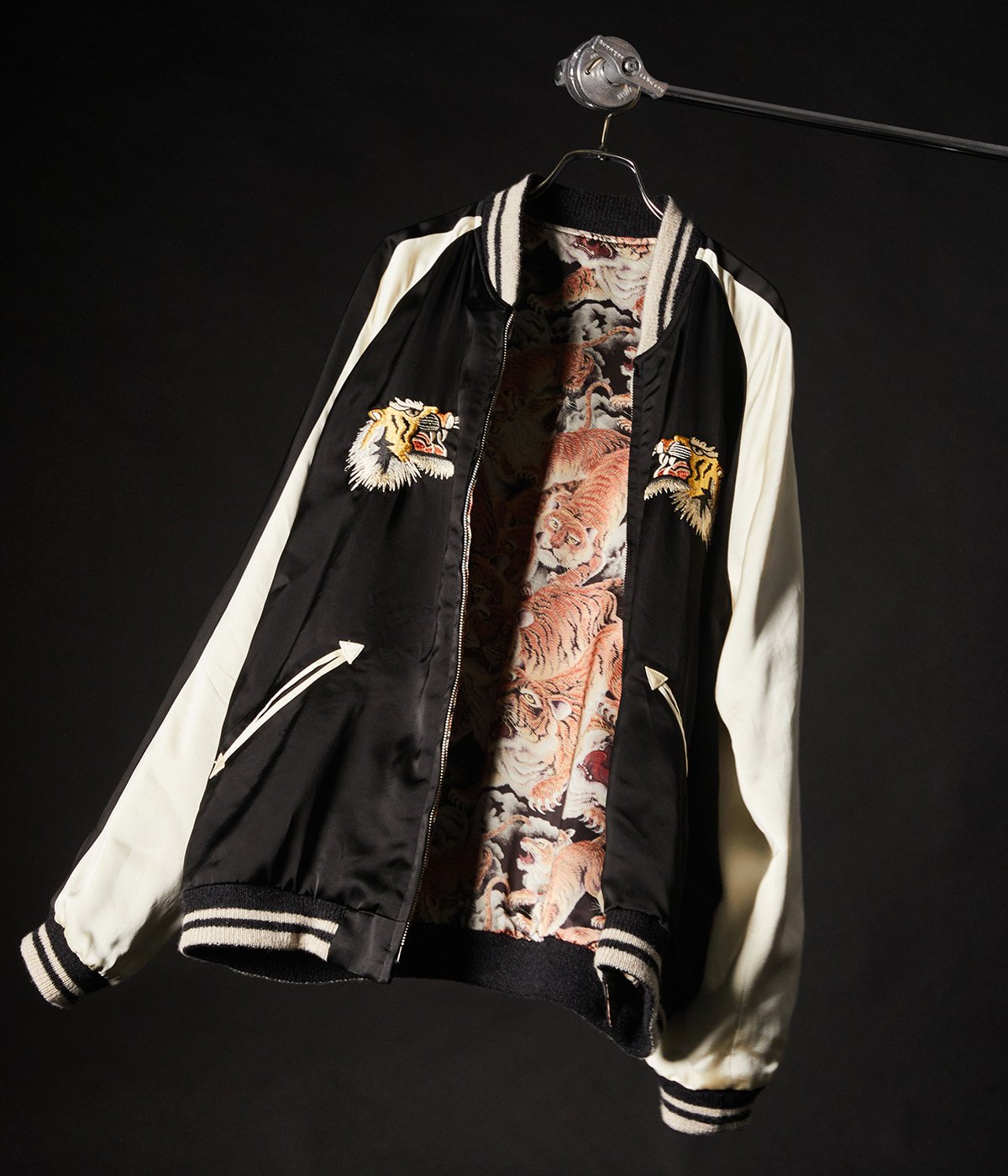 SPECIAL EDITION SOUVENIR JACKET “ONE HUNDRED TIGER“ | GOLD 