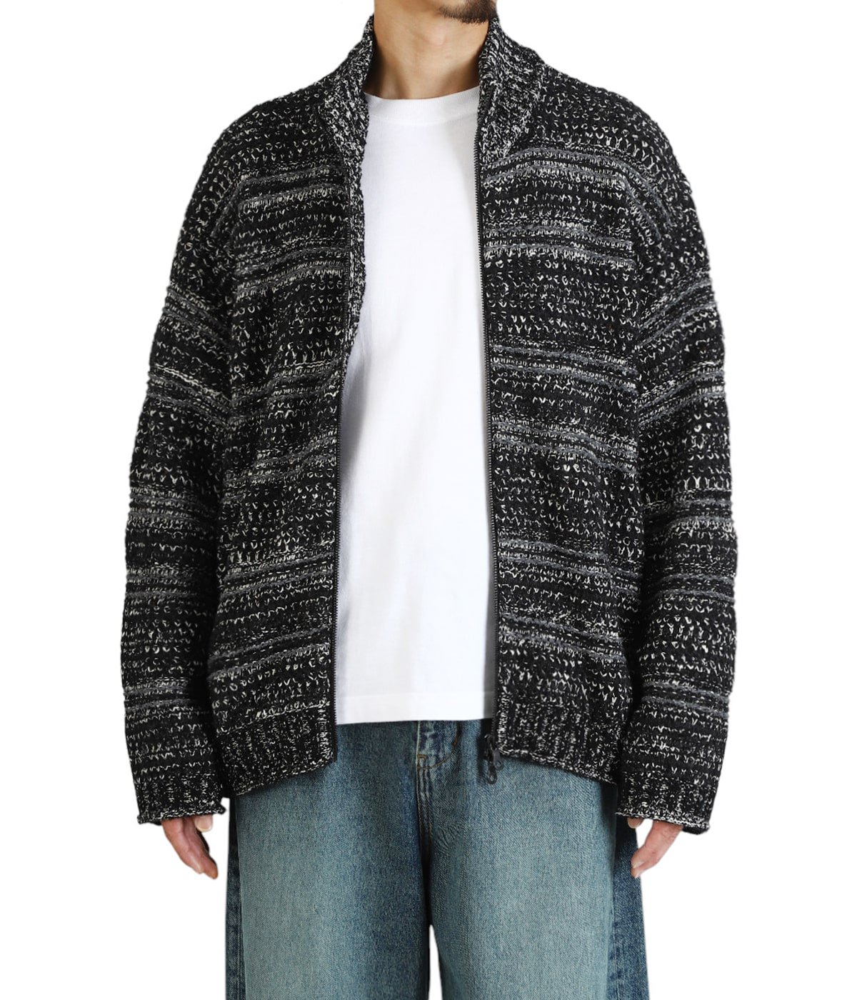 model（175cm / 60kg）B85 W75 H92 着用サイズ：1