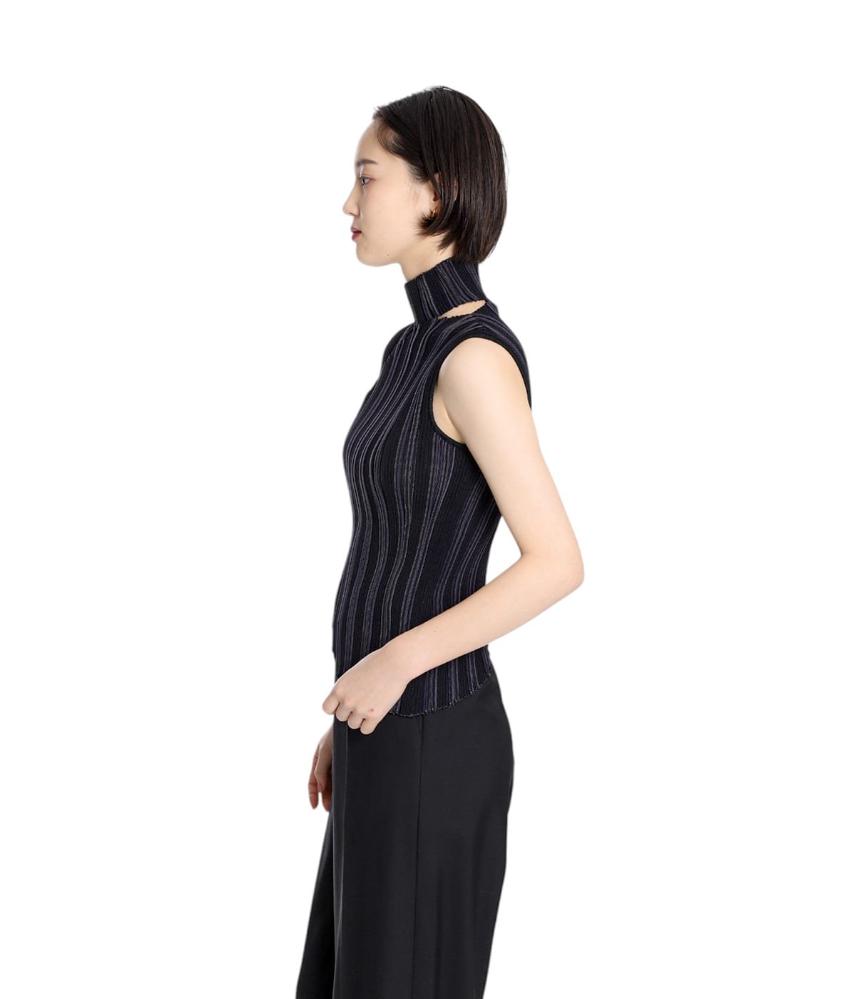 レディース】ASYMMETRIC SLEEVELESS OVAL TOP(MARGA