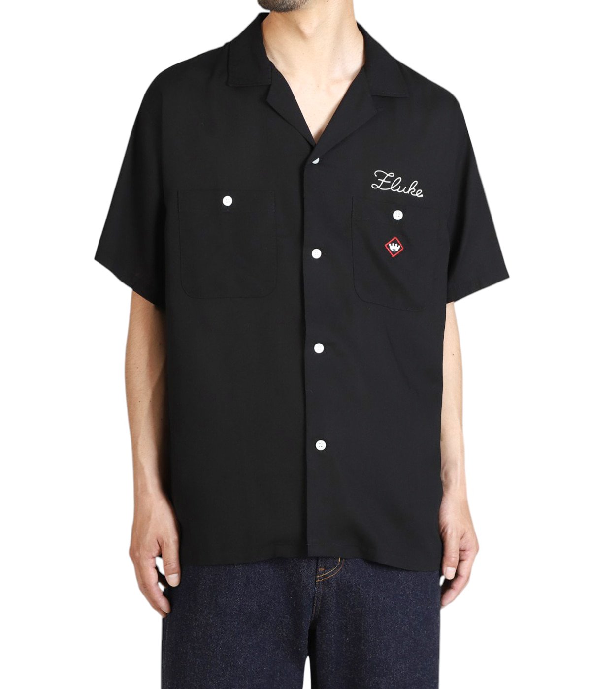 model（184cm / 63kg）B85 W80 H102 着用サイズ：L