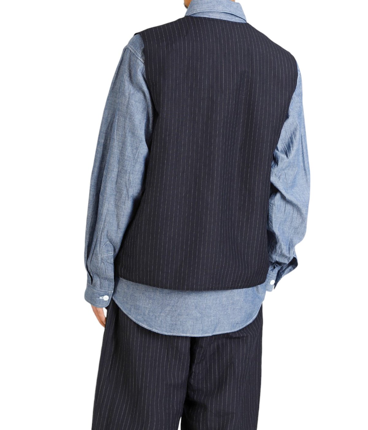 model（175cm / 60kg）B85 W75 H92 着用サイズ：M