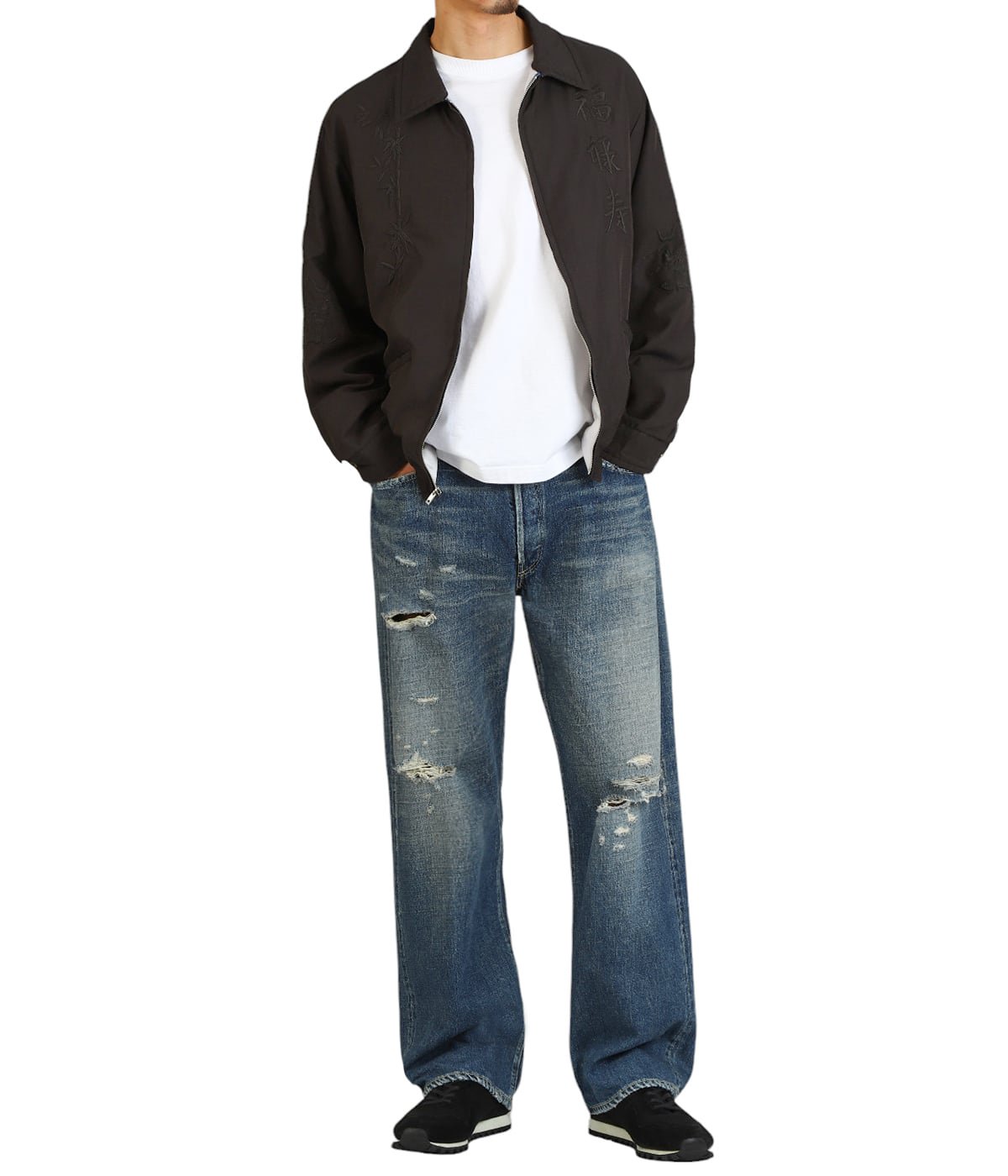 model(175cm / 60kg)B85 W75 H92 着用サイズ：M