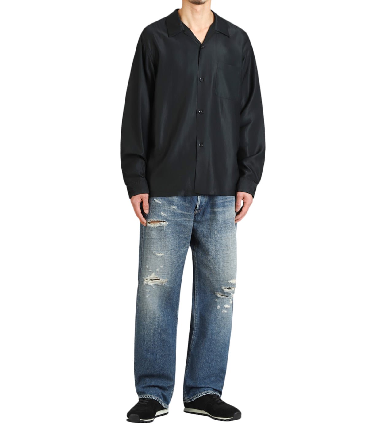 model（175cm / 60kg）B85 W75 H92 着用サイズ：M