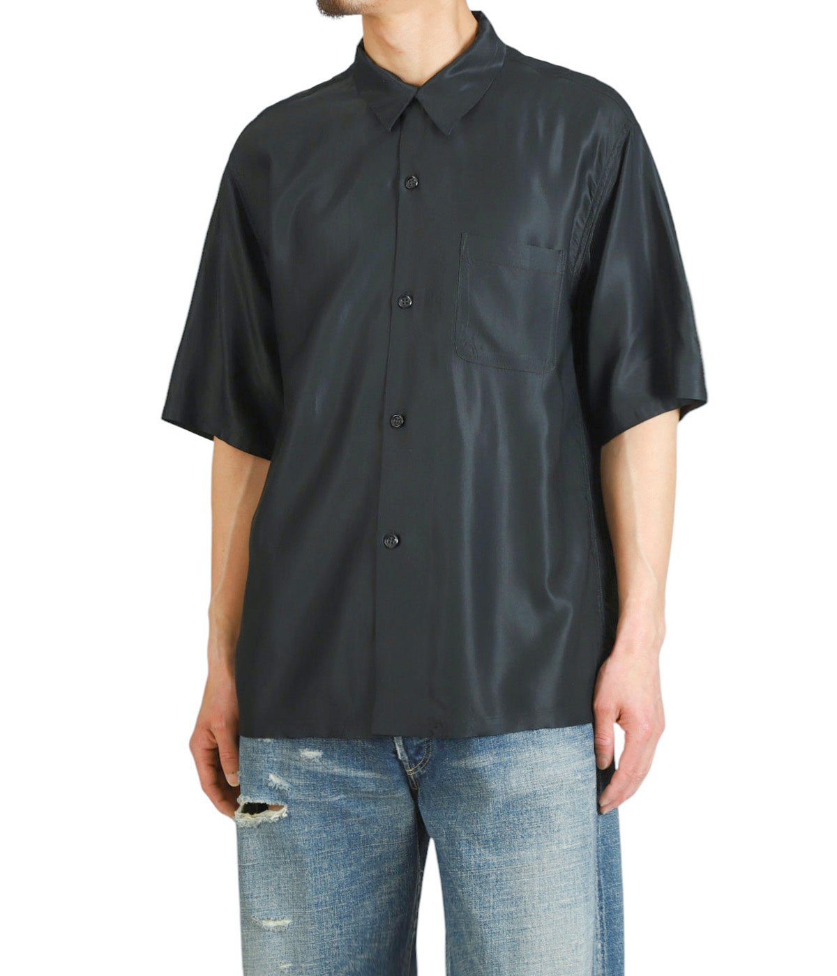 model(175cm / 60kg)B85 W75 H92 着用サイズ：M