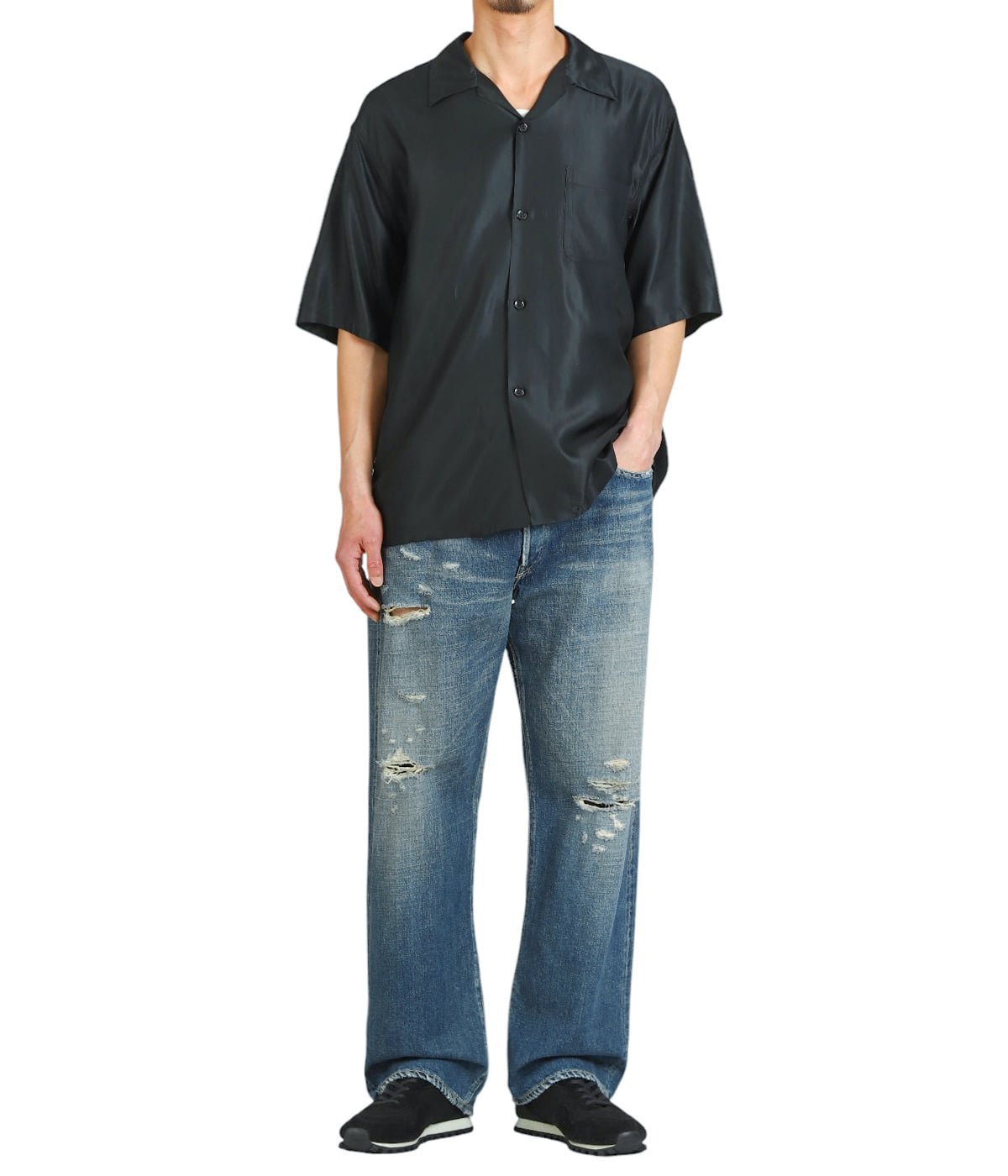 model(175cm / 60kg)B85 W75 H92 着用サイズ：M