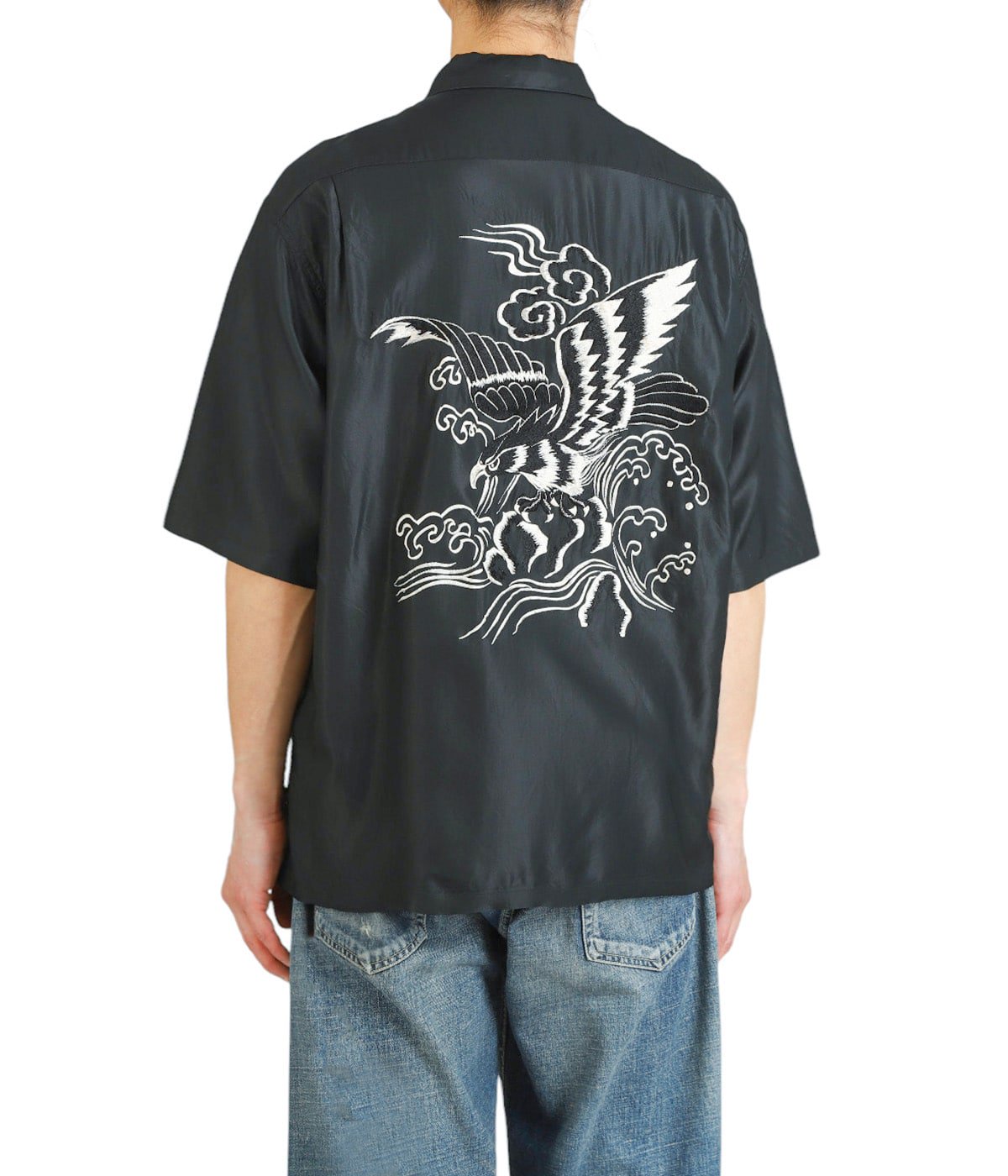model(175cm / 60kg)B85 W75 H92 着用サイズ：M