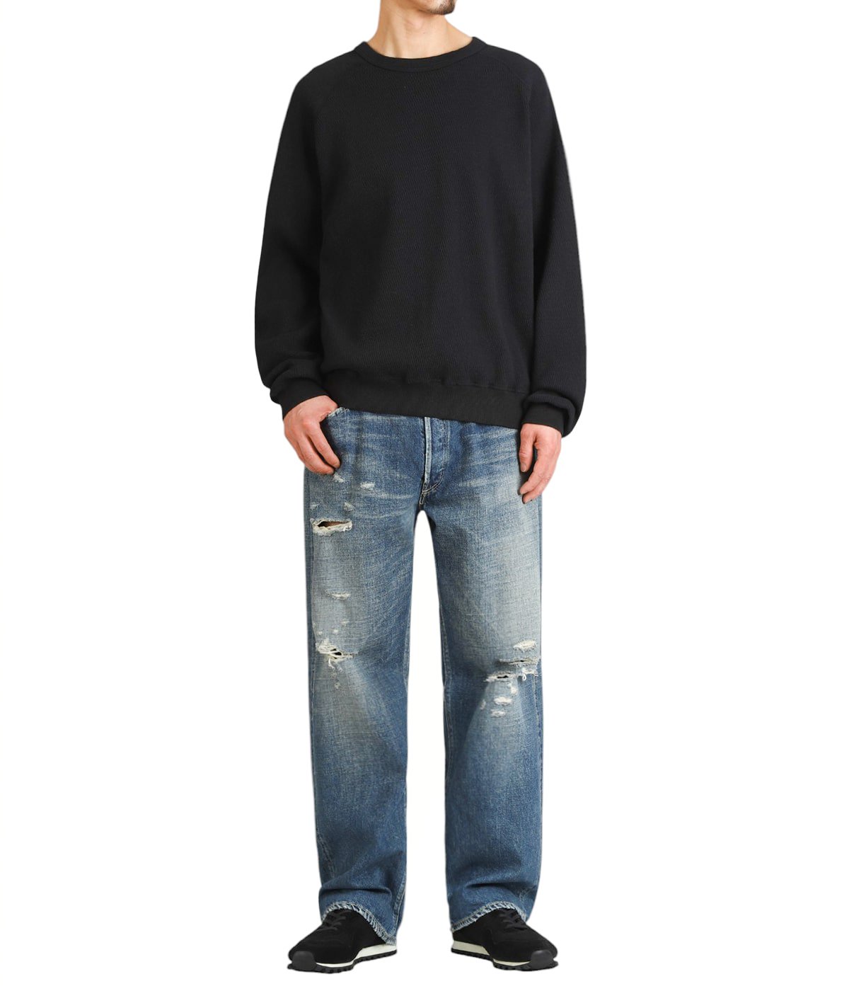 model（175cm / 60kg）B85 W75 H92 着用サイズ：M