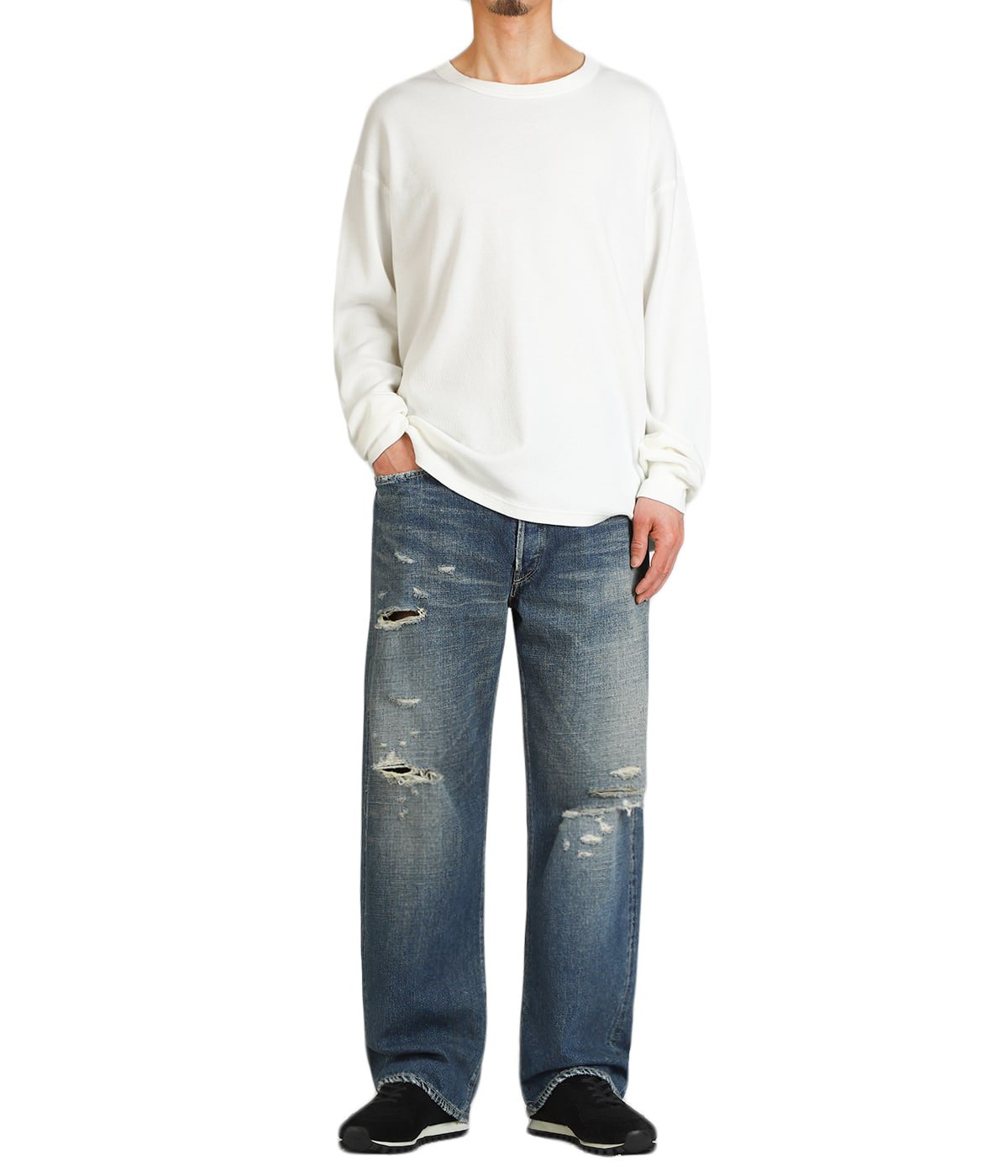 model(175cm / 60kg)B85 W75 H92 着用サイズ：M