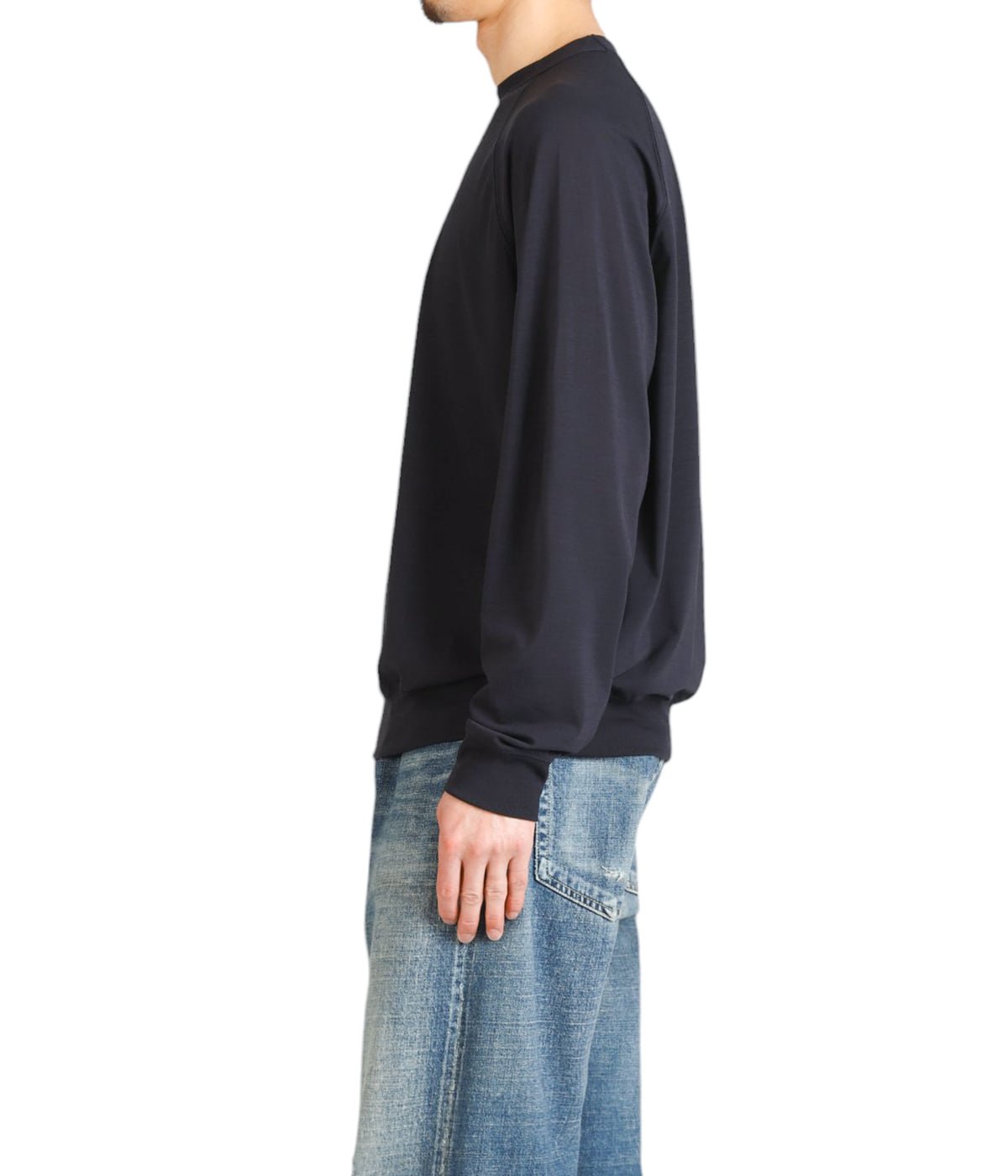 model(175cm / 60kg)B85 W75 H92 着用サイズ：M