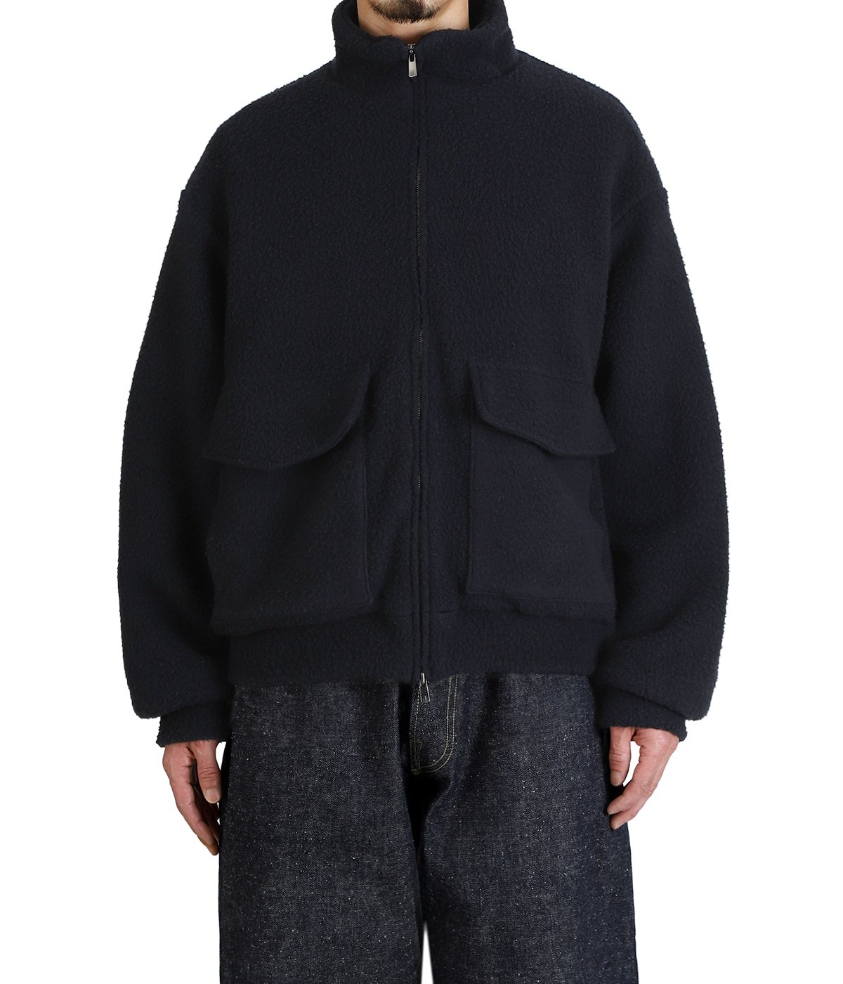 model（175cm / 60kg）B85 W75 H92 着用サイズ：M