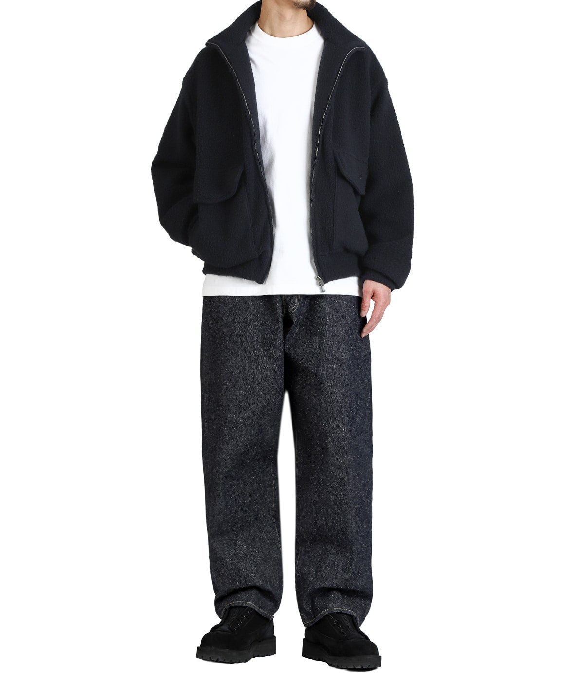 model（175cm / 60kg）B85 W75 H92 着用サイズ：M