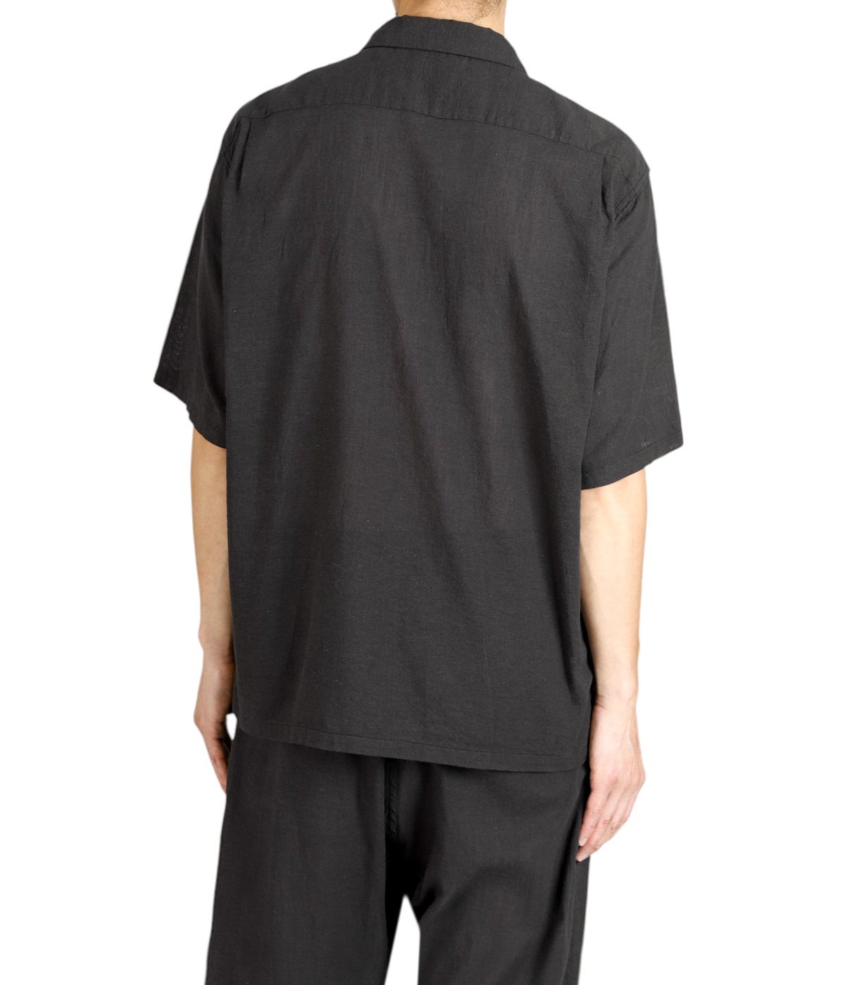 model（175cm / 60kg）B85 W75 H92 着用サイズ：M