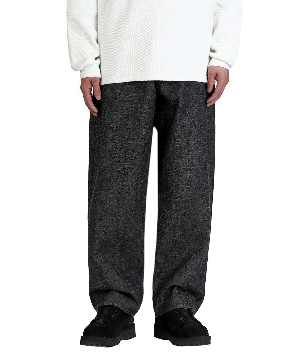 スビ/ヴァンウィンクルジェットブラックデニムパンツスキニーフィット/ゴールド刺繍 スビ/ヴァンウィンクルジェットブラックデニムパンツスキニーフィット