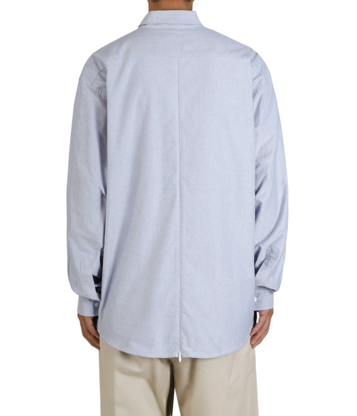 model（184cm / 63kg）B85 W80 H102 着用サイズ：L