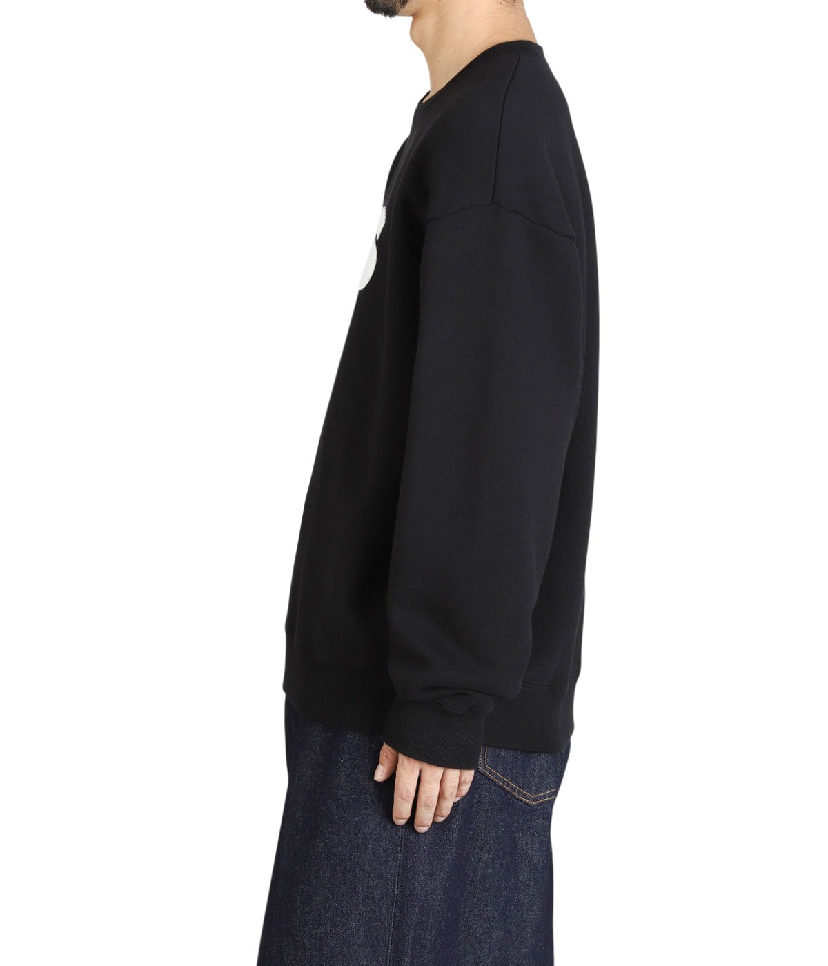 model（184cm / 63kg）B85 W80 H102 着用サイズ：XXL