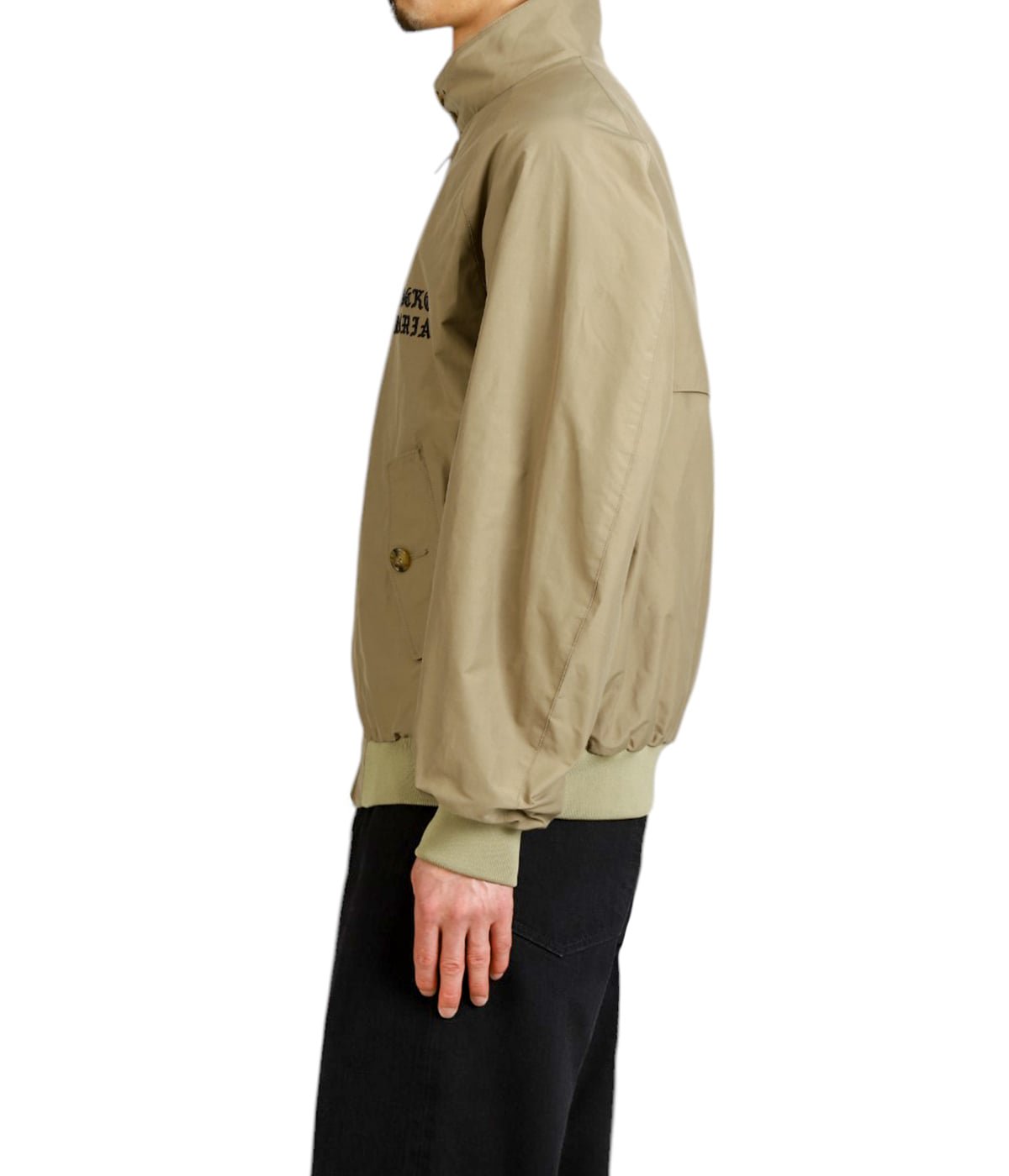 model（175cm / 60kg）B85 W75 H92 着用サイズ：M