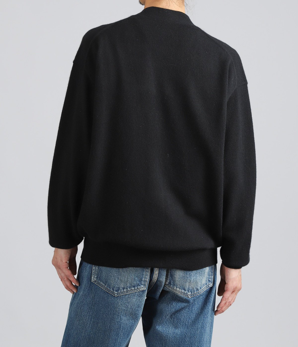 model（175cm / 60kg）B85 W75 H92 着用サイズ：2